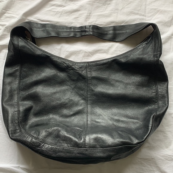 Witchery black leather hobo bag - Picture 3 of 8